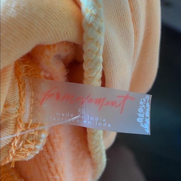 Free People NWT × HOKA Relaxed Embroidered Appliqué Kangaroo Pocket Hoodie XS - Picture 12 of 15